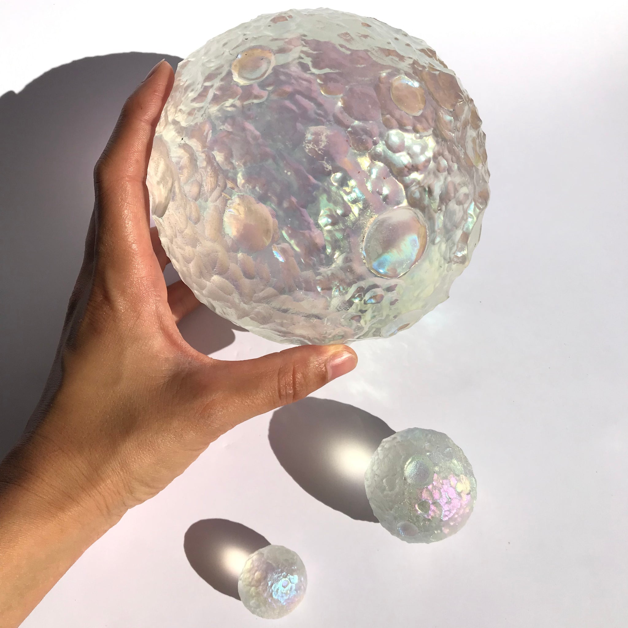 Bombe de bain Nouvelle Lune - Ornée d'un cristal de Quartz